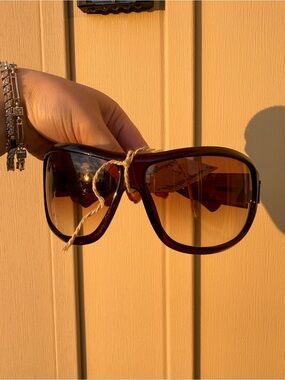GUCCI Y2K Oversized Brown Gradient Sunglasses